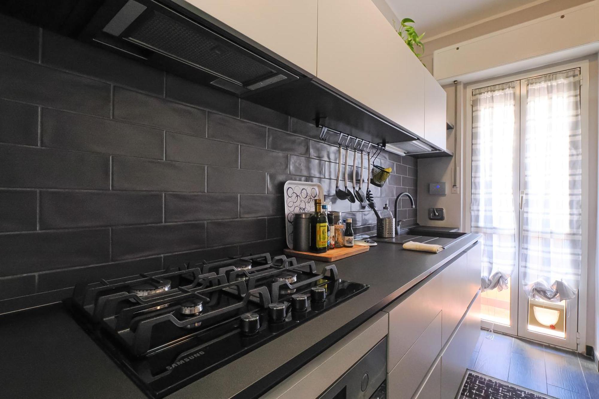 Mila Apartments Venosa Милано Екстериор снимка