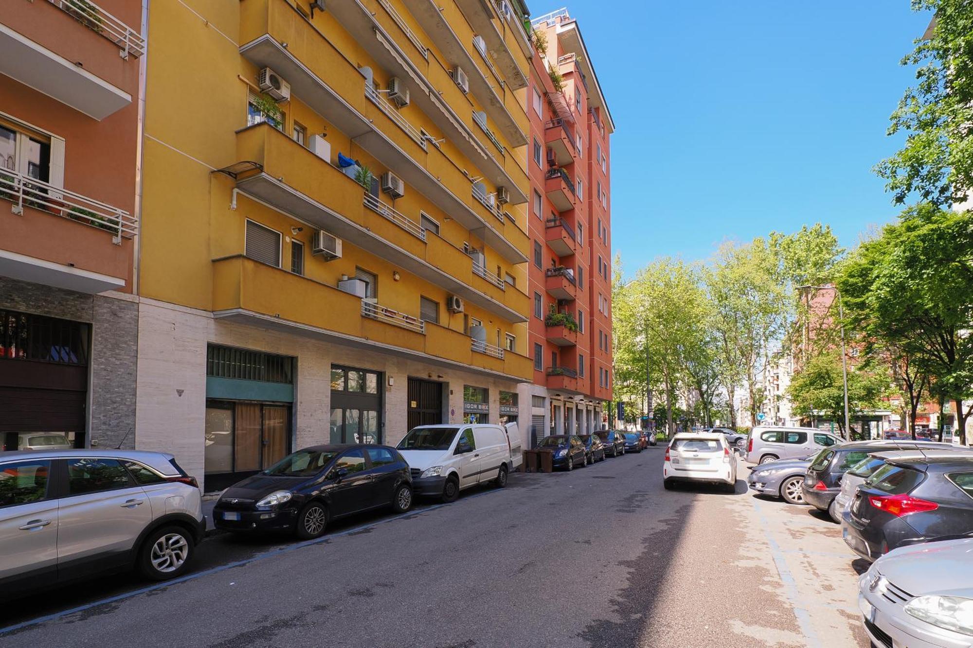 Mila Apartments Venosa Милано Екстериор снимка